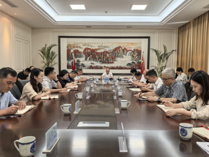黨委理論學習中心組開展年度第八次集中學習